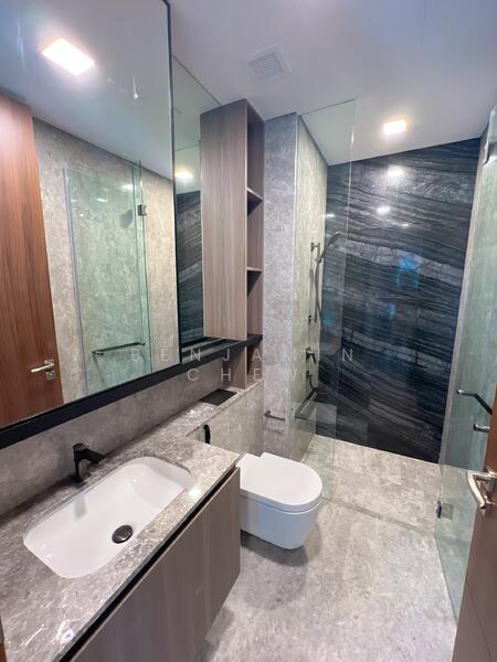 Grange 1866, 74 Grange Rd, 2 Bedrooms, 764 sqft, Condominium For Rent, by Benjamin Chew, 500003884 - Bathroom - PropertyGuru.com.sg