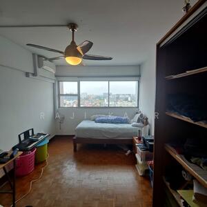 For Rent - Lakeview Estate