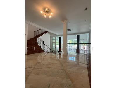 For Rent - Old Holland Road