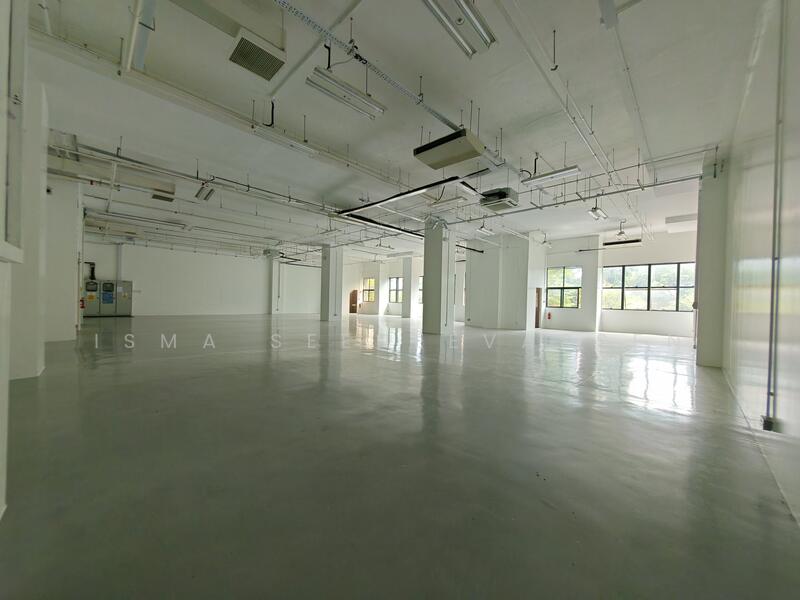 Interlocal Centre, 100G Pasir Panjang Road, Buona Vista / West Coast / Clementi New Town, 5,166 sqft, Light Industrial (B1) For Rent, by Isma Seeneevassen, 500003983 - Interior - CommercialGuru.com.sg