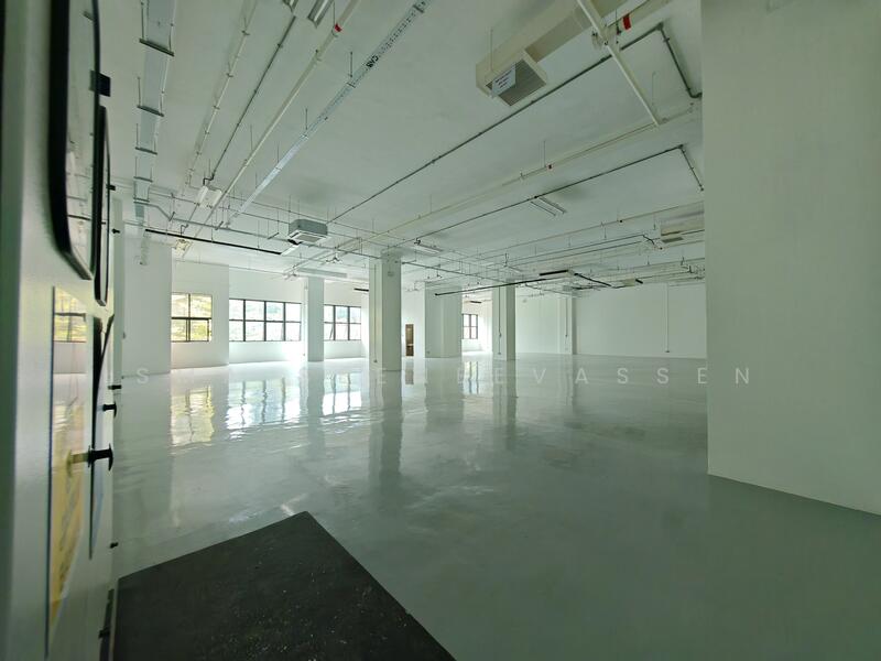 Interlocal Centre, 100G Pasir Panjang Road, Buona Vista / West Coast / Clementi New Town, 5,166 sqft, Light Industrial (B1) For Rent, by Isma Seeneevassen, 500003983 - Interior - CommercialGuru.com.sg