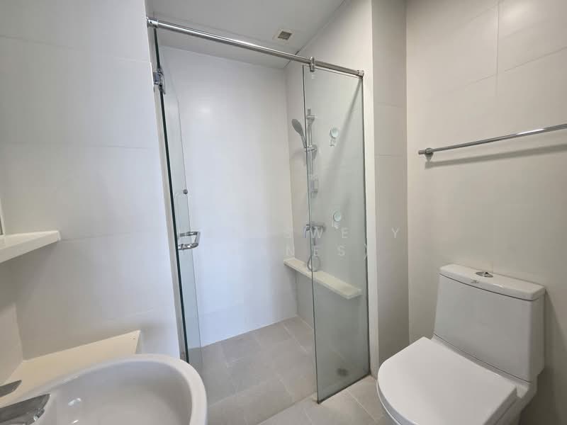 City Square Residences, 2 Kitchener Link, 1 Bedroom, 570 sqft, Condominium For Rent, by Dhaneswery (Dhanes), 500004018 - Bathroom - PropertyGuru.com.sg