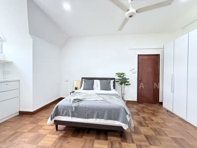 For Rent - Pinetree Condo