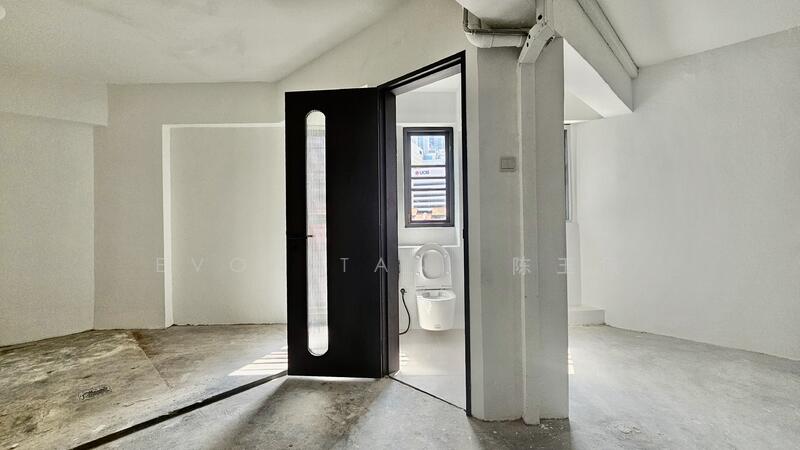 ✨ Level 2 and 3 Shophouse with Concrete Floor, Ann Siang Road | Ann Siang Hill Park | Duxton Hill, 2,762 sqft, Shop / Shophouse For Rent, by Evon Tan 陈玉凤, 500004039 - Bathroom - CommercialGuru.com.sg