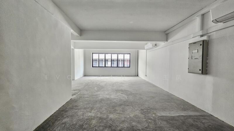 ✨ Level 2 and 3 Shophouse with Concrete Floor, Ann Siang Road | Ann Siang Hill Park | Duxton Hill, 2,762 sqft, Shop / Shophouse For Rent, by Evon Tan 陈玉凤, 500004039 - Interior - CommercialGuru.com.sg