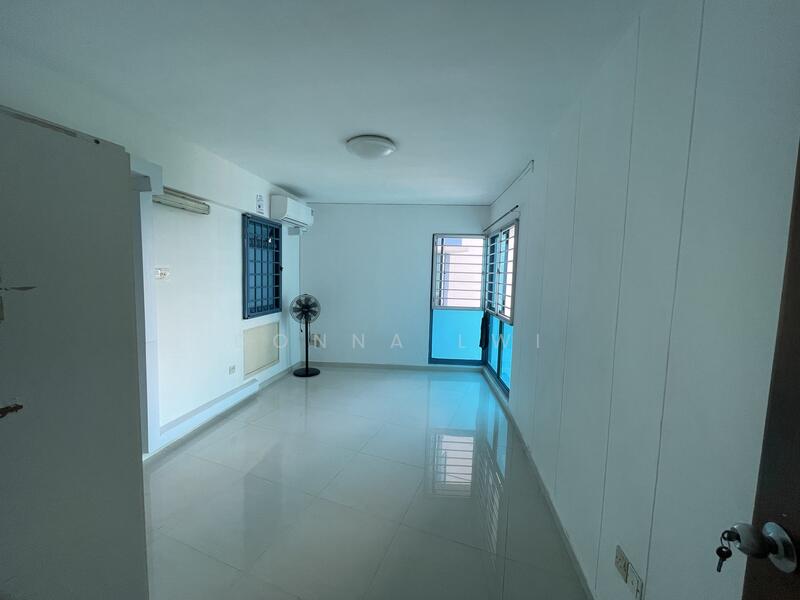 468A Admiralty Drive HDB Flat For Sale at S$ 688,000 | PropertyGuru Singapore - Interior