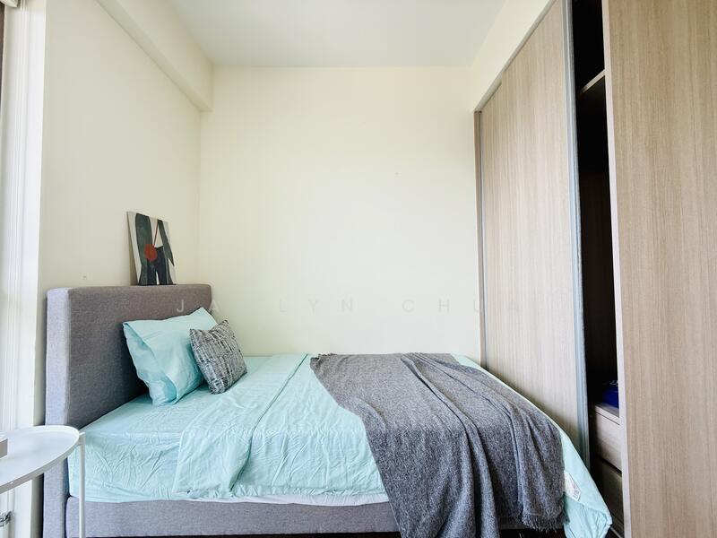 R3) Common Super Single