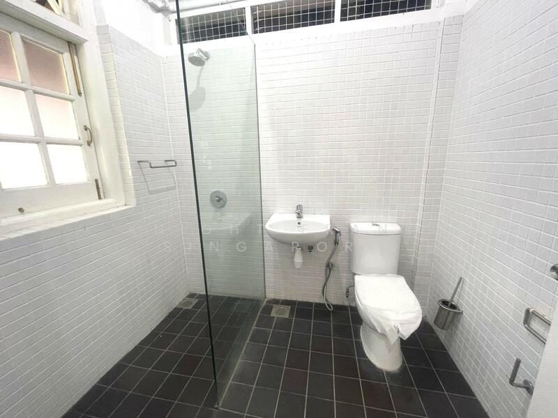 22 Bukit Chermin Road, 22 Bukit Chermin, 2 Bedrooms, 3,833 sqft, Detached House For Rent, by YONG JIE LOON HERMAN, 500004134 - Bathroom - PropertyGuru.com.sg
