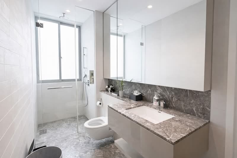 Hilltops, 99 Cairnhill Circle, 5 Bedrooms, 2,874 sqft, Condominium For Sale, by Vikki Tear, 500004283 - Bathroom - PropertyGuru.com.sg