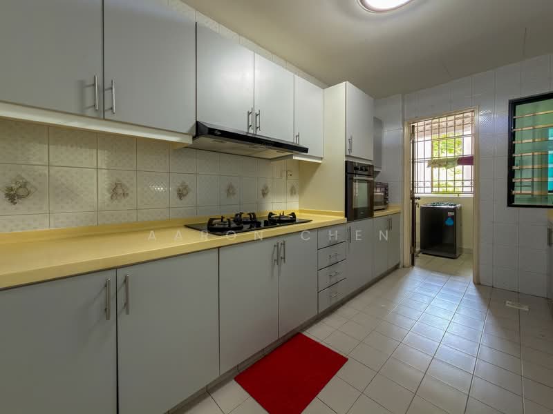 Hume Park I Condominium For Sale at S$ 2,440,000 | PropertyGuru Singapore - Kitchen