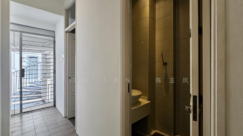 ✨ Tras Street Second Floor Office | Tanjong Pagar MRT, Tras Street | Tanjong Pagar Road | Duxton Road, 2,000 sqft, Office For Rent, by Evon Tan 陈玉凤, 500004408 - Corridor - CommercialGuru.com.sg