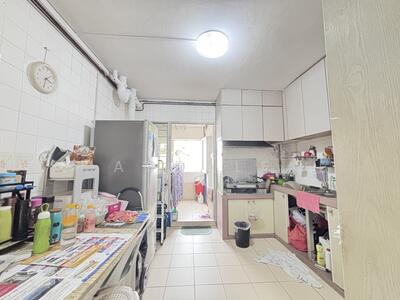 For Sale - 341 Tampines Street 33