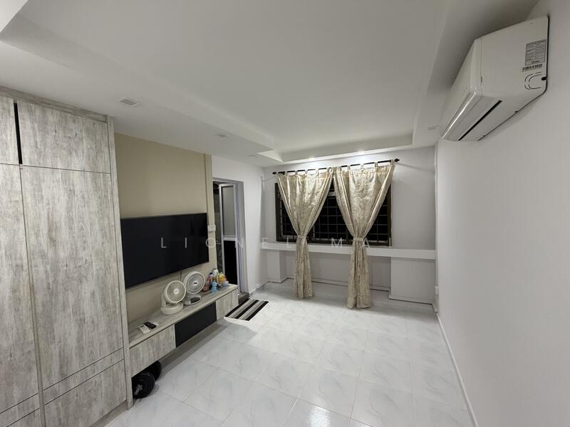 For Rent - 737 Woodlands Circle