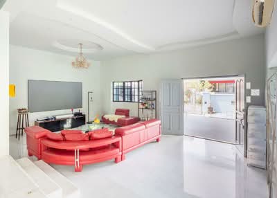 For Sale - 999 Year Semi Detached Next to Downtown East