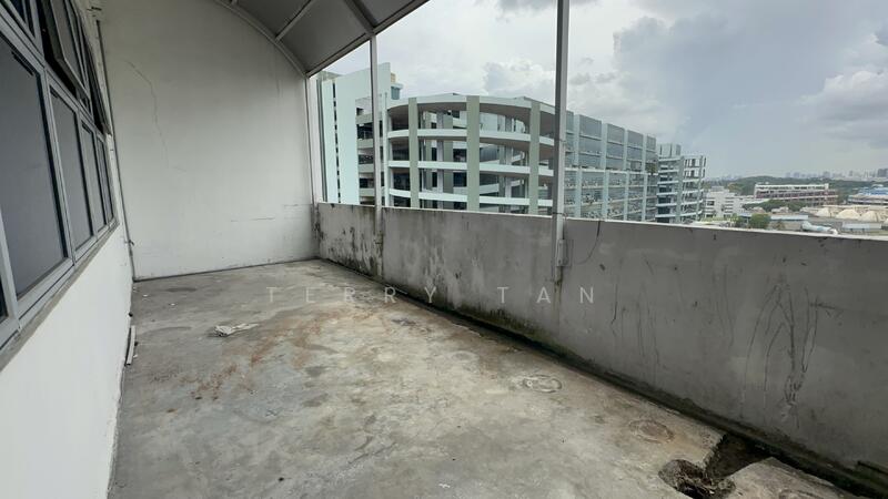 Alpha Industrial Building, 7 Toh Guan Road East, Boon Lay / Jurong / Tuas, 1,959 sqft, Factory / Workshop (B2) For Rent, by Terry Tan, 500004704 - Balcony - CommercialGuru.com.sg