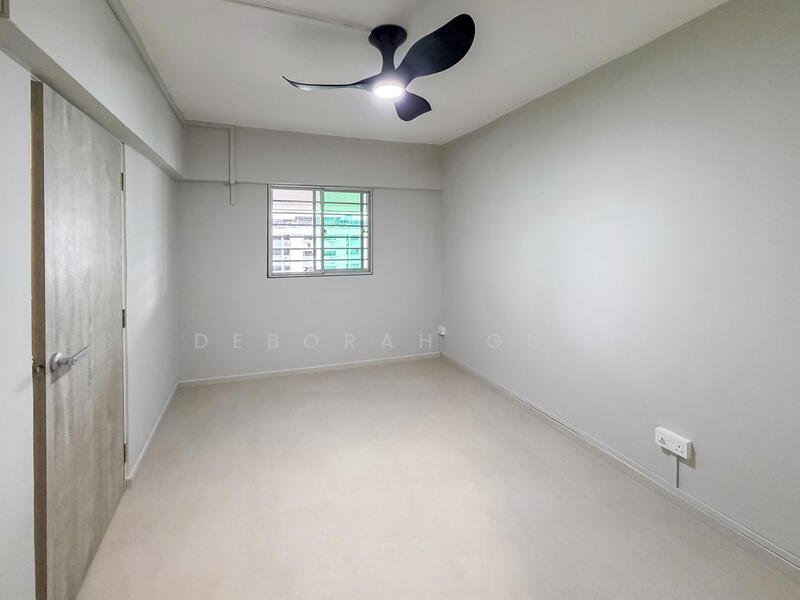 Living Room / 2nd Bedroom (Unfurnished)