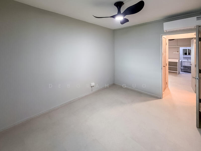 Living Room / 2nd Bedroom (Unfurnished)