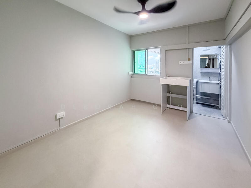 Master Bedroom (Unfurnished)