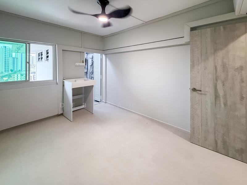 Master Bedroom (Unfurnished)