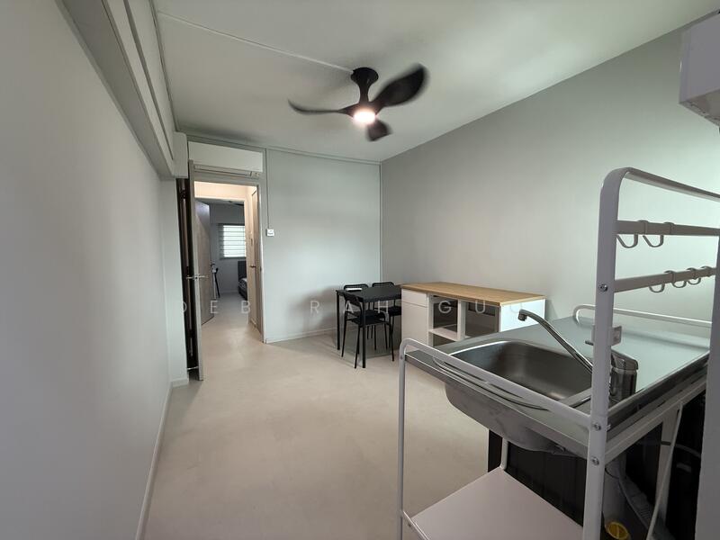 Dining Room / Kitchenette