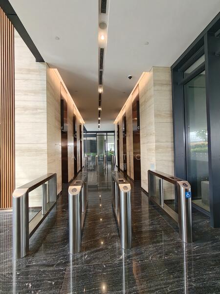 Woods Square, 8 Woodlands Square, Admiralty / Woodlands, 947 sqft, Office For Sale, by Zane Toh 卓琳丽, 500004774 - Corridor - CommercialGuru.com.sg