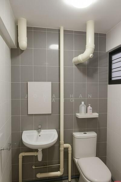 126 BUKIT BATOK CENTRAL, , 2 Bedrooms, 721 sqft, HDB Flat For Sale, by Jonathan Tang, 500004781 - Bathroom - PropertyGuru.com.sg