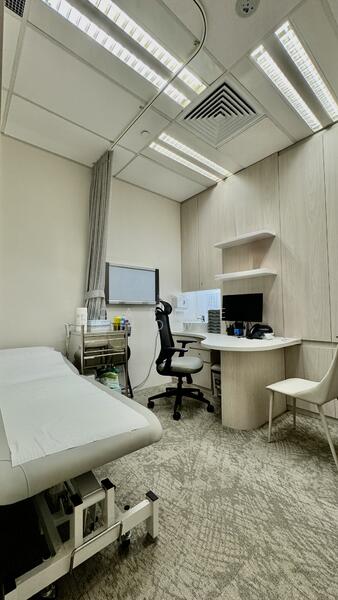 Mount Elizabeth Novena Hospital, 38 Irrawaddy Road, 190 sqft, Office For Rent, by Carine Low, 500004831 - CommercialGuru.com.sg