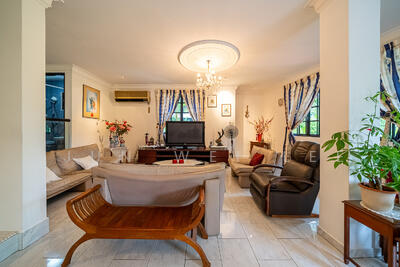 For Sale - Mount Sinai Rise