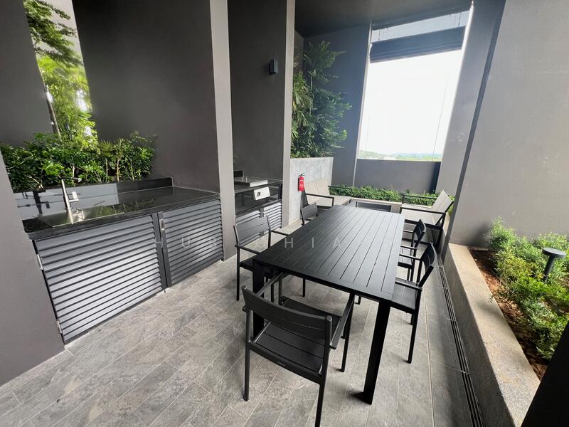 Lentor Modern, 3 Lentor Central, 2 Bedrooms, 678 sqft, Condominium For Sale, by Hub Chiang, 500004931 - Balcony - PropertyGuru.com.sg