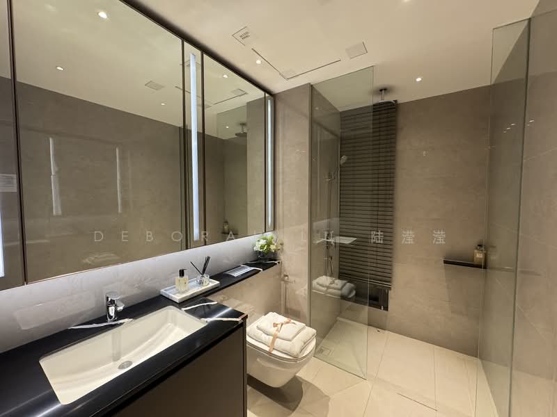 One Marina Gardens, 3 Marina Gardens Lane, 3 Bedrooms, 1,012 sqft, Apartment For Sale, by Deborah Lu 陆滢滢, 500004957 - Bathroom - PropertyGuru.com.sg