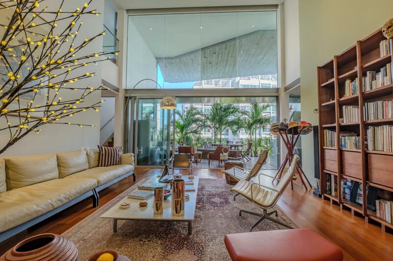 Impressive Living area tranquil view