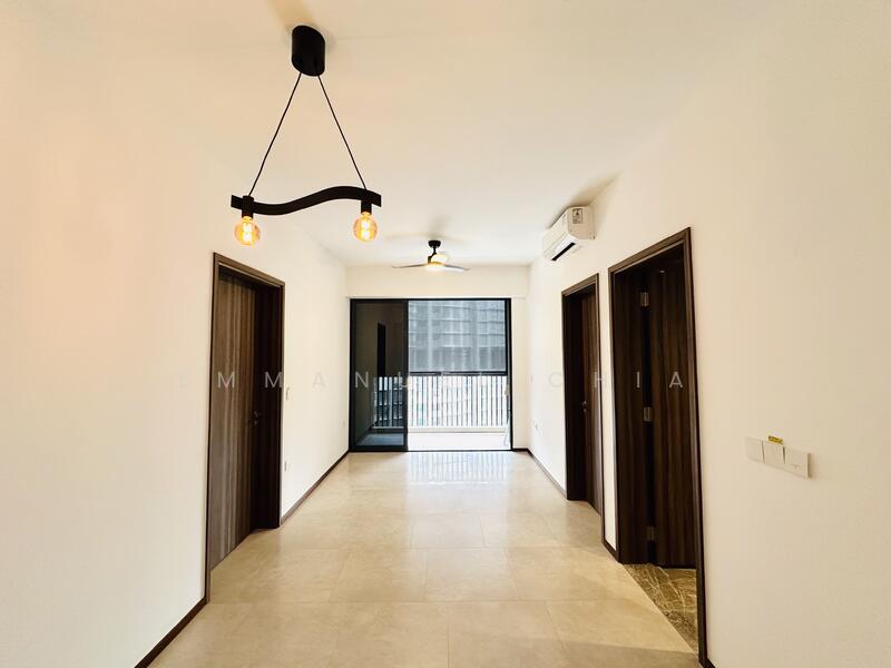 Lentor Modern, 5 Lentor Central, Mandai / Upper Thomson, 2 Bedrooms, 732 sqft, Condominium For Sale, by Emmanuel Chia, 500005083 - Corridor - PropertyGuru.com.sg