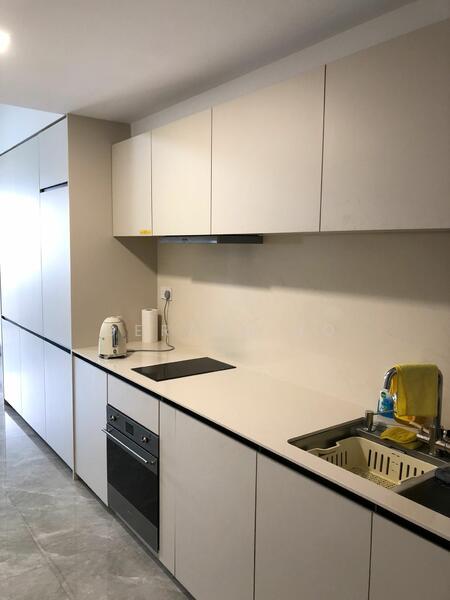 JadeScape Condominium For Sale at S$ 1,850,000 | PropertyGuru Singapore - Kitchen