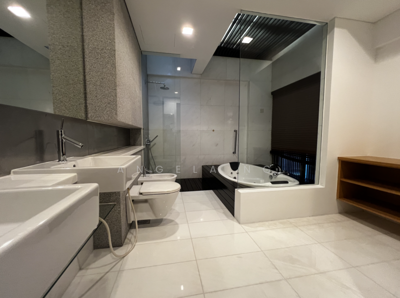 Bukit Timah Botanic Garden Vincity NYPS, , 5 Bedrooms, 7,400 sqft, Detached House For Rent, by Angela Ng, 500005197 - Bathroom - PropertyGuru.com.sg