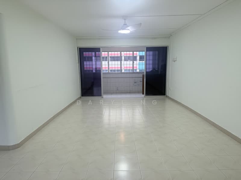 240 Yishun Ring Road, 240 Yishun Ring Road, 3 Bedrooms, 1,302 sqft, HDB Flat For Sale, by Daryl Ng, 500005204 - Living Room - PropertyGuru.com.sg