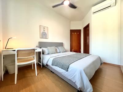 For Rent - Sunshine Plaza