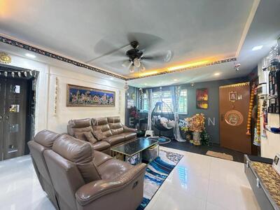 For Sale - 413 Ang Mo Kio Avenue 10