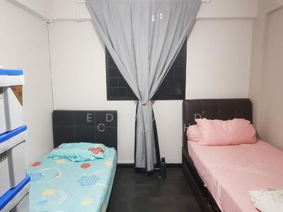 For Rent - 211 Jurong East Street 21