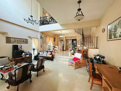 For Sale - Villa Verde