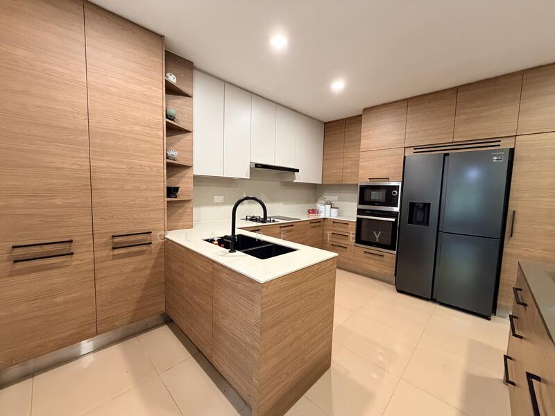 For Sale - Mount Faber Lodge