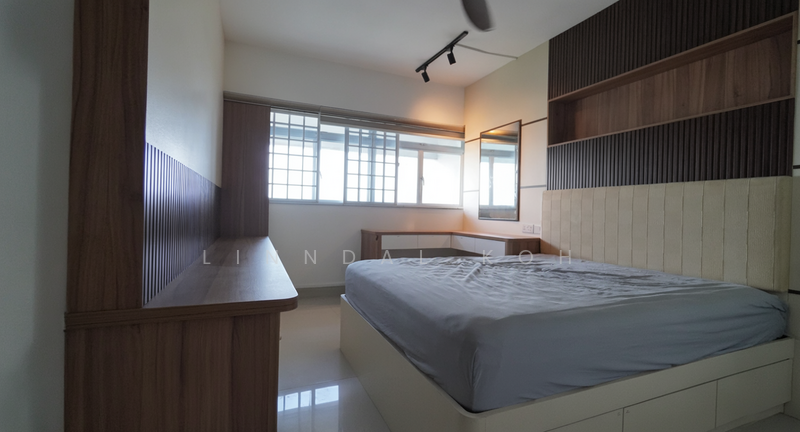 For Sale - 245 Tampines Street 21