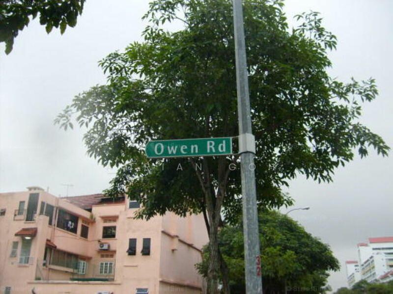 Owen Road Sign