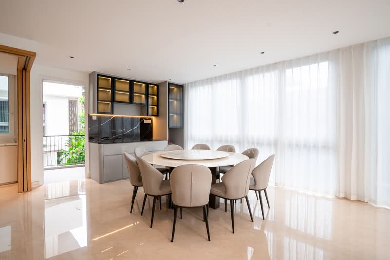 SUPER RARE BRAND NEW 3.5 STRY PRIME LOCATION D15, EAST COAST RD / JOO CHIAT / CHANGI RD / MARINA PARADE, 5 Bedrooms, 7,000 sqft, Terraced House For Sale, by Edwin Ow, 500005653 - Dining Room - PropertyGuru.com.sg