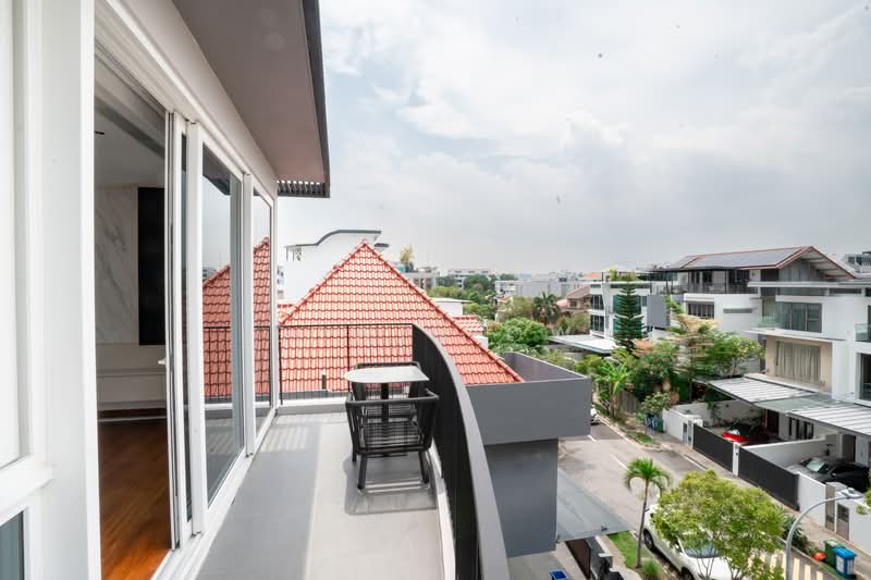 SUPER RARE BRAND NEW 3.5 STRY PRIME LOCATION D15, EAST COAST RD / JOO CHIAT / CHANGI RD / MARINA PARADE, 5 Bedrooms, 7,000 sqft, Terraced House For Sale, by Edwin Ow, 500005653 - Balcony - PropertyGuru.com.sg
