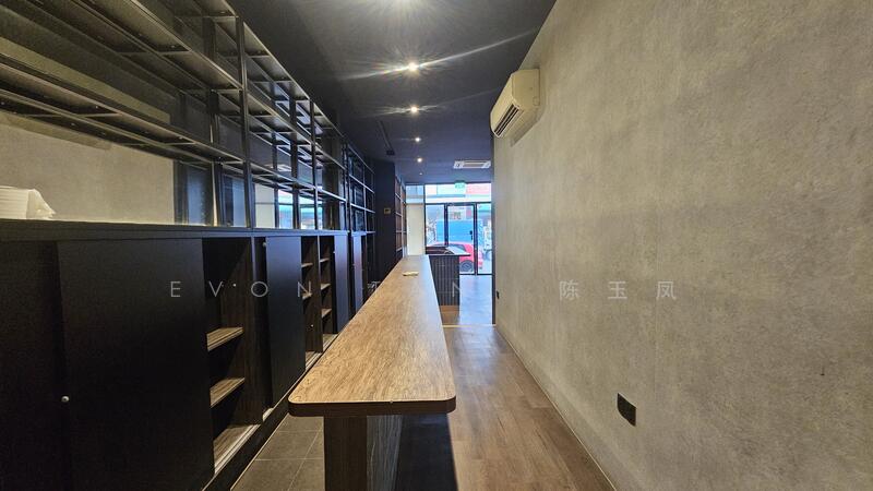 Keong Saik Road Ground Floor Shop for Retail, Light F&B, Etc, Keong Saik Road | Neil Road | Bukit Pasoh Road, Chinatown / Tanjong Pagar, 1,067 sqft, Shop / Shophouse For Rent, by Evon Tan  陈玉凤, 500005674 - Corridor - CommercialGuru.com.sg