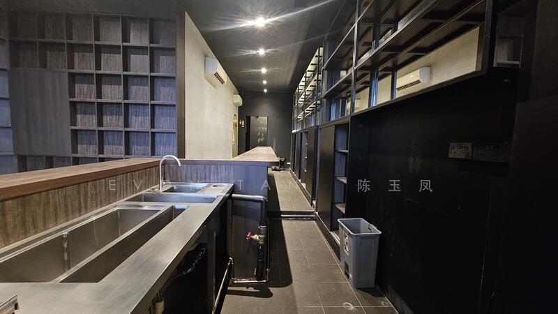Keong Saik Road Ground Floor Shop for Retail, Light F&B, Etc, Keong Saik Road | Neil Road | Bukit Pasoh Road, Chinatown / Tanjong Pagar, 1,067 sqft, Shop / Shophouse For Rent, by Evon Tan  陈玉凤, 500005674 - Interior - CommercialGuru.com.sg