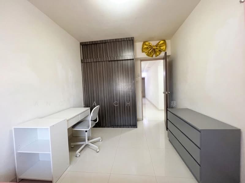 688A Choa Chu Kang Drive, 688A Choa Chu Kang Drive, 3 Bedrooms, 1,184 sqft, HDB Flat For Sale, by Angela Chua 蔡斯琪, 500005694 - Bedroom - PropertyGuru.com.sg