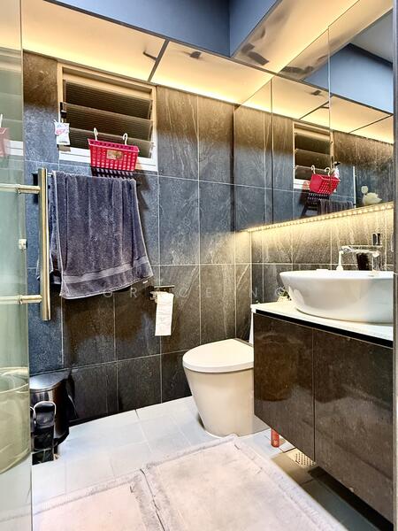 Master Bathroom with Shower Screen