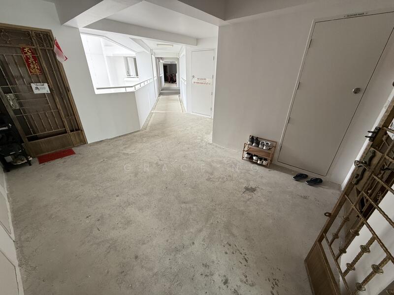 Spacious External Corridor 