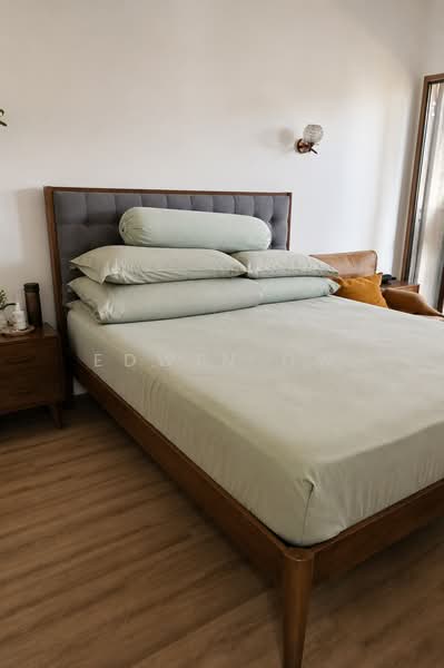 D15 RARE GEM EAST COAST SUPERB LOCATION, EAST COAST / EVERITT RD / TEMBELING RD / JOO CHIAT, 4 Bedrooms, 2,500 sqft, Terraced House For Sale, by Edwin Ow, 500005746 - Bedroom - PropertyGuru.com.sg